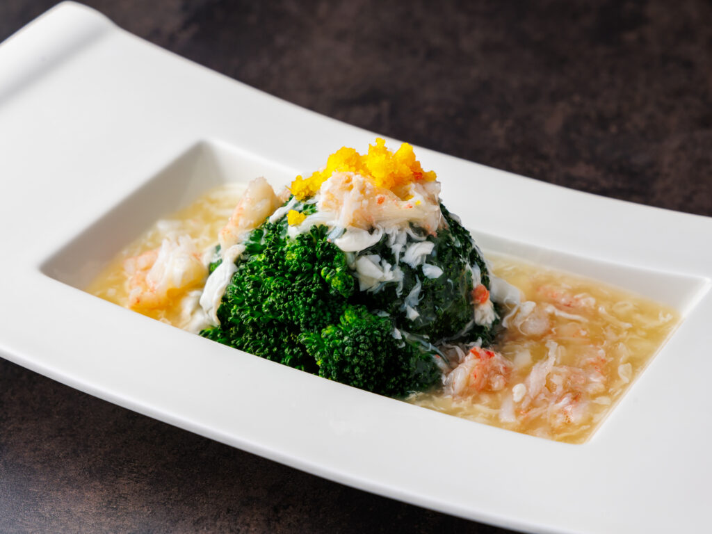 ブロッコリーの蟹肉餡かけ｜蟹の旨みを閉じ込めた贅沢な餡かけ