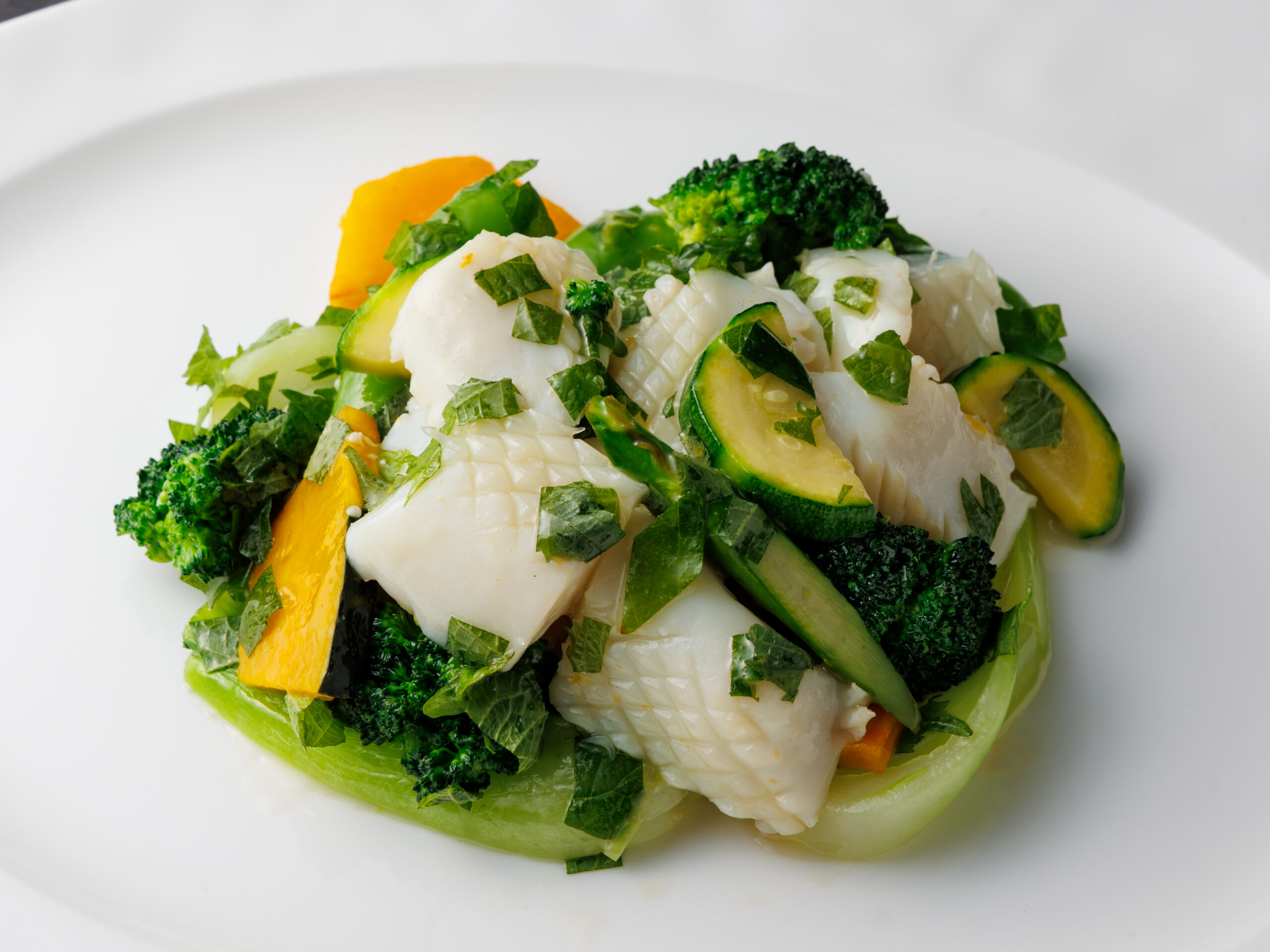 烏賊と緑黄色野菜の紫蘇炒め｜爽やかな紫蘇の香りが広がる炒め物