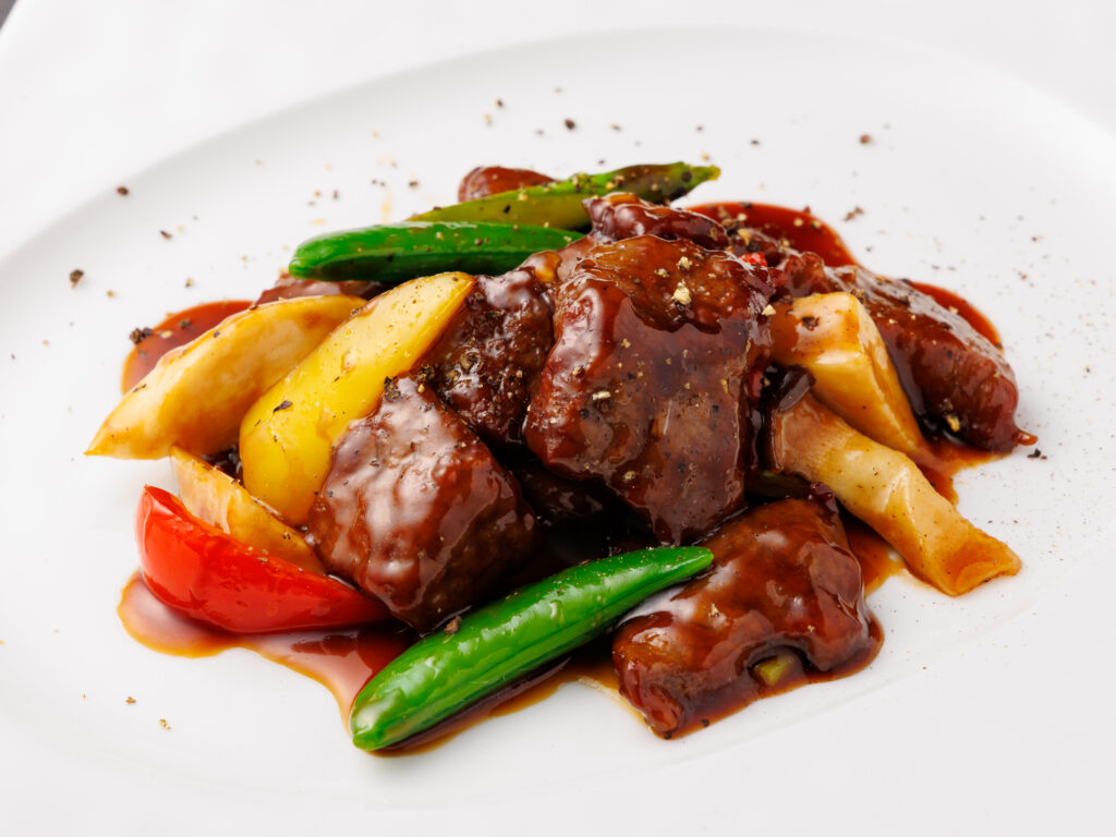 牛肉のオイスター炒め｜濃厚なオイスターソースで仕上げた炒め物